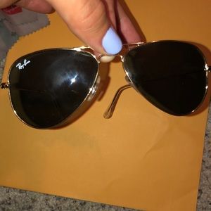 Ray ban aviators! ACCEPTING ALL OFFERS